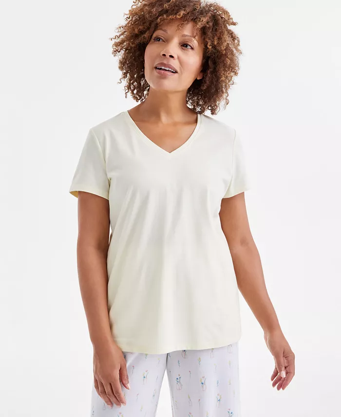 Женская однотонная пижамная майка с V-образным вырезом и короткими рукавами Charter Club, розовый
Женская однотонная пижамная майка с V-образным вырезом и короткими рукавами Charter Club, розовый