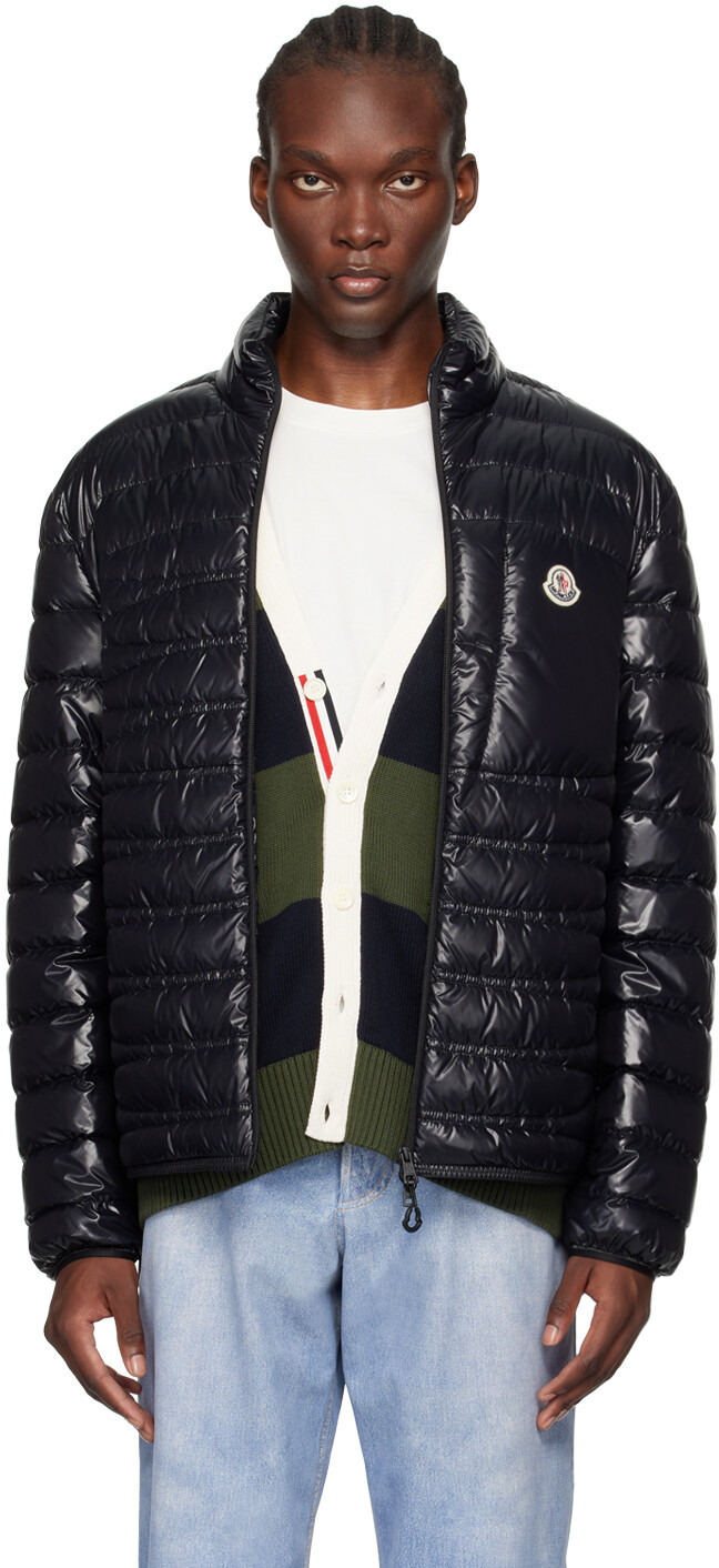 Короткая куртка Leveche Moncler
Короткая куртка Leveche Moncler