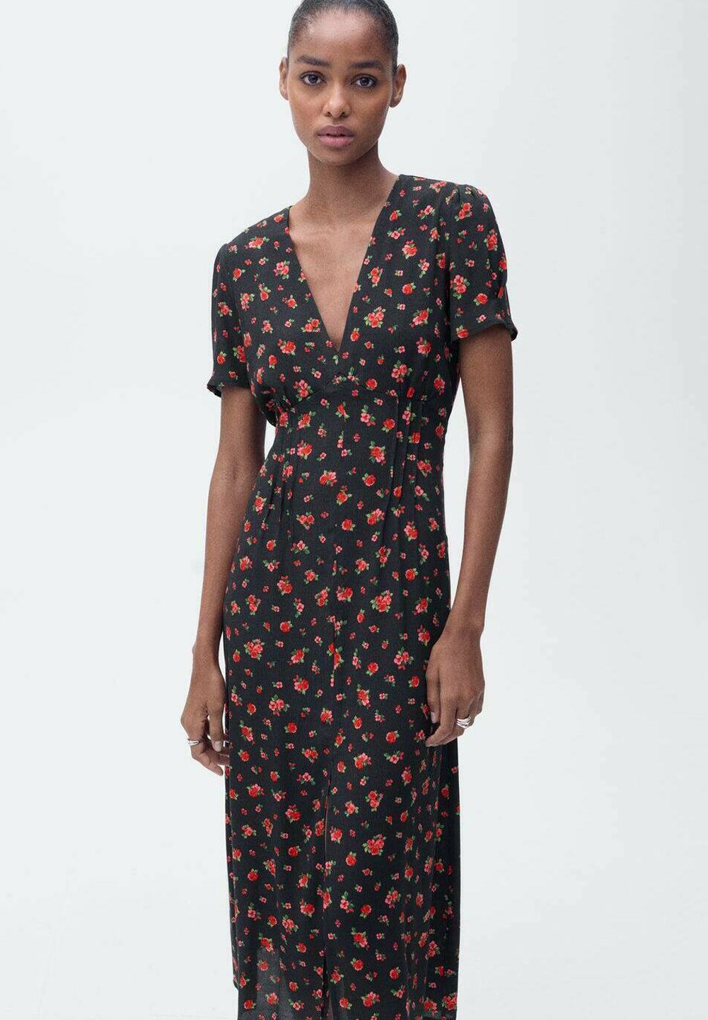 Повседневное платье GEM Mango, черный
Повседневное платье GEM Mango, черный