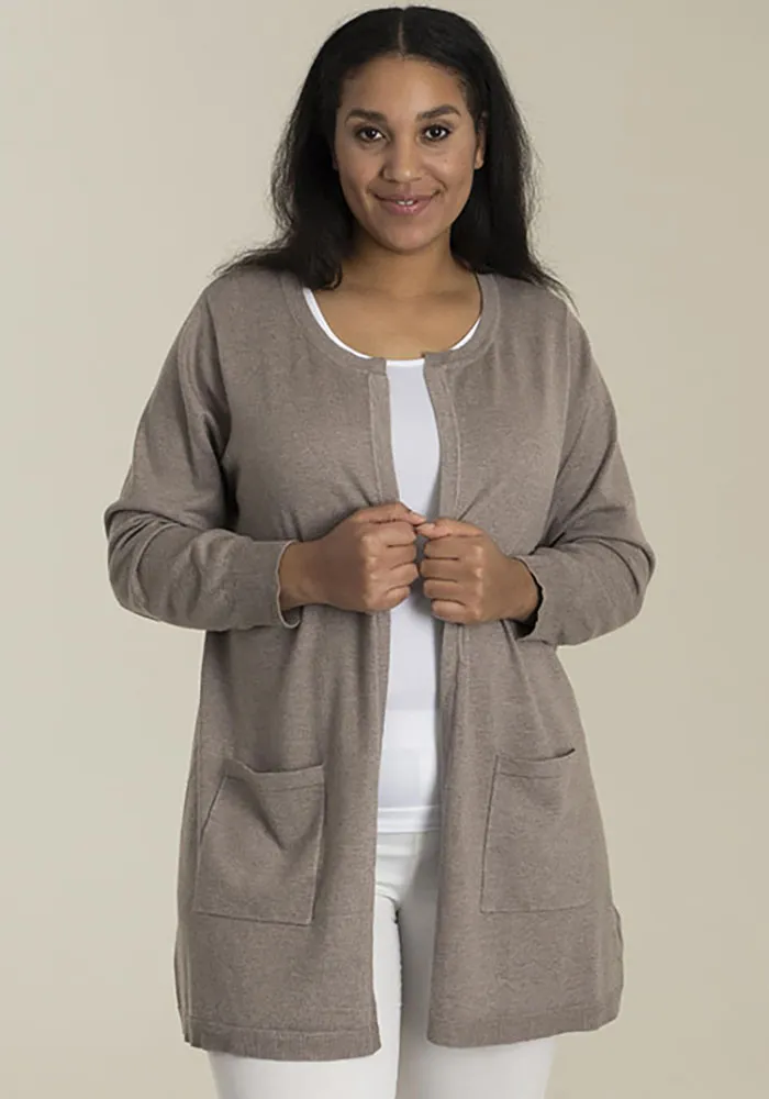 SANDGAARD длинный кардиган "Хельсинки", без застежки, бежевый
SANDGAARD длинный кардиган "Хельсинки", без застежки, бежевый