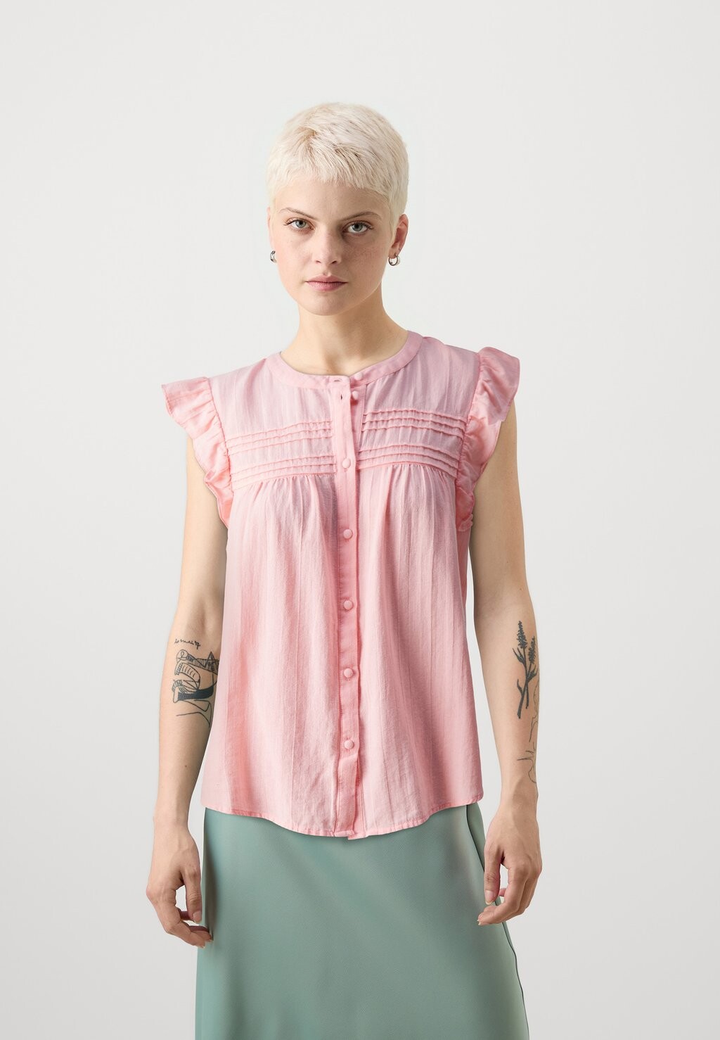 Рубашка-блузка VMSUI CAP SLEEVE Vero Moda, абрикос
Рубашка-блузка VMSUI CAP SLEEVE Vero Moda, абрикос