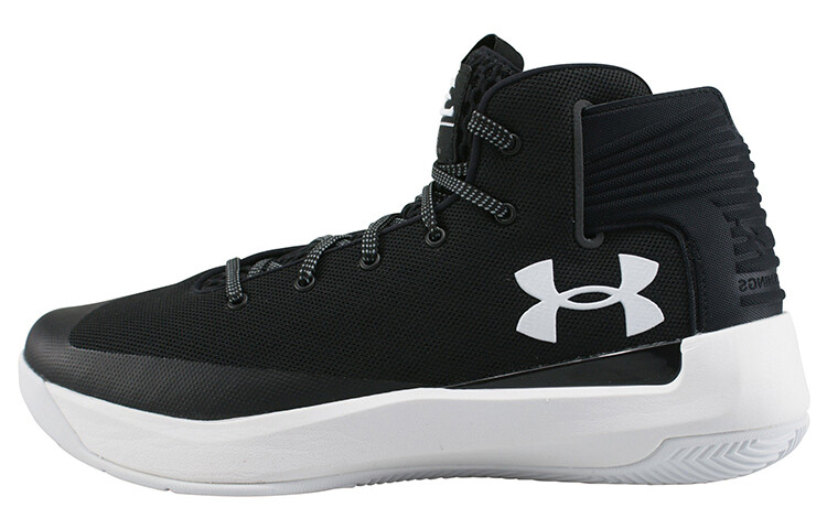 Баскетбольные кроссовки Curry 3 мужские, среднего размера, черные/белые Under Armour
Баскетбольные кроссовки Curry 3 мужские, среднего размера, черные/белые Under Armour