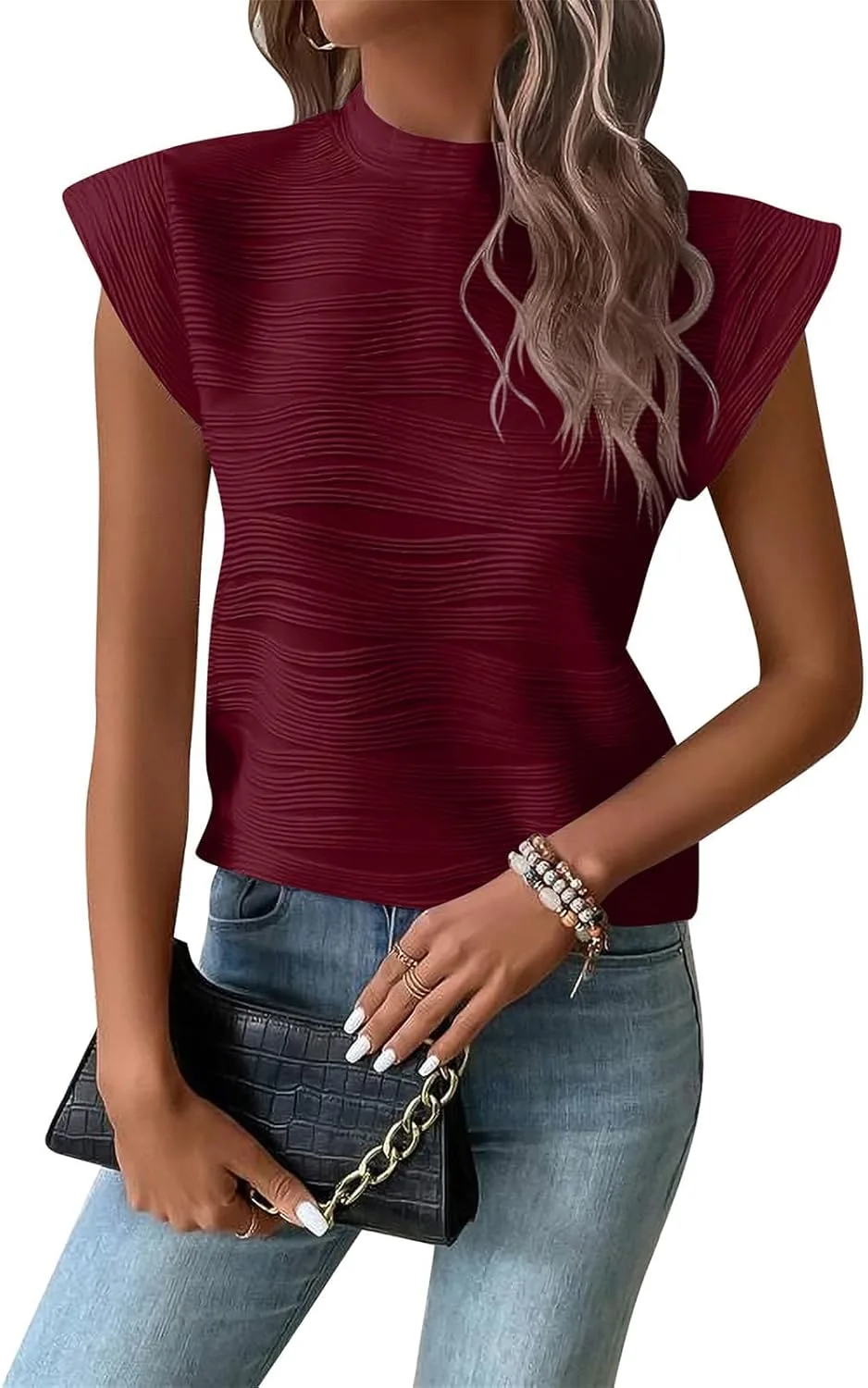 Женский топ FMCHICO с фактурными рукавами-колпачками и воротником-стойкой
Женский топ FMCHICO с фактурными рукавами-колпачками и воротником-стойкой