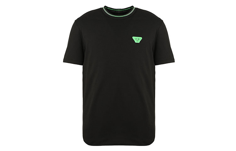 EMPORIO ARMANI Футболка мужская Black Crew Neck Moderate Straight Fit
EMPORIO ARMANI Футболка мужская Black Crew Neck Moderate Straight Fit