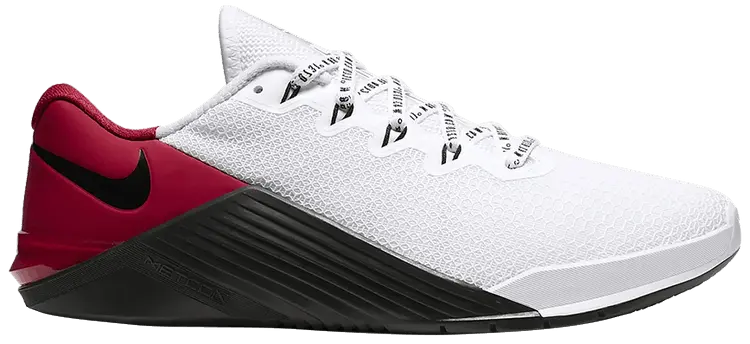 Кроссовки Nike Metcon 5 + 'White Black Red', белый
Кроссовки Nike Metcon 5 + 'White Black Red', белый