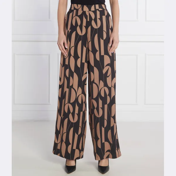 Брюки из парусины оверсайз Boss, черный
Брюки из парусины оверсайз Boss, черный