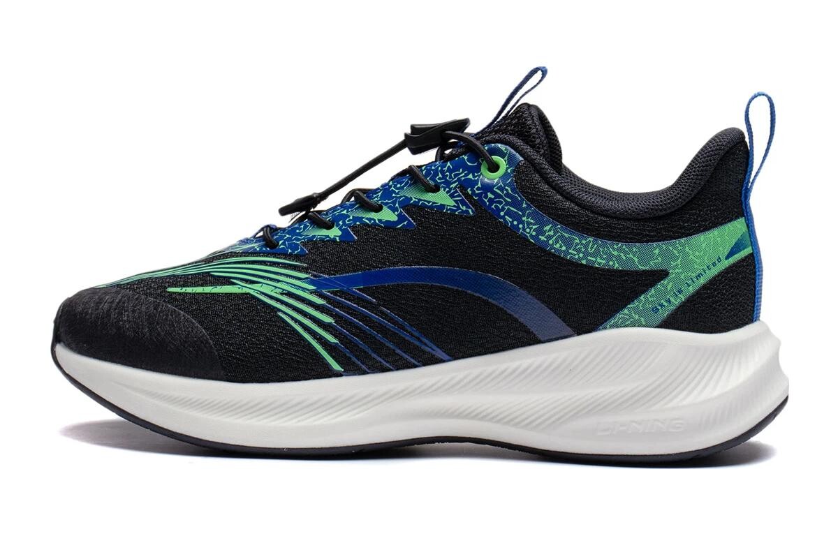 Кроссовки детские Fighting Falcon GS Low-top черные Lining Young
Кроссовки детские Fighting Falcon GS Low-top черные Lining Young