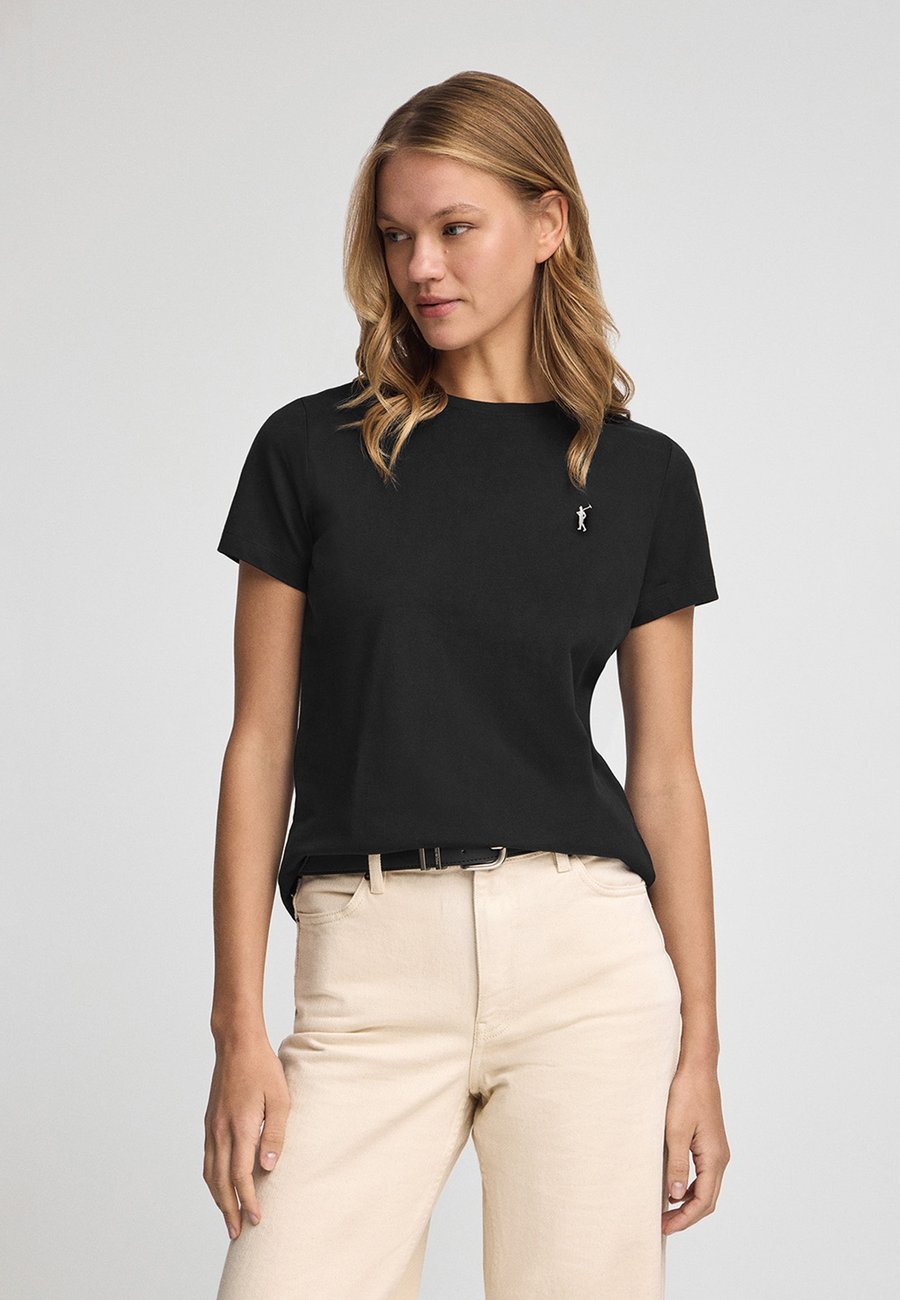 Футболка Polo Club SHORT SLEEVE REGULAR FIT, Black, Черный, Футболка Polo Club SHORT SLEEVE REGULAR FIT, Black
Футболка Polo Club SHORT SLEEVE REGULAR FIT, Black, Черный, Футболка Polo Club SHORT SLEEVE REGULAR FIT, Black