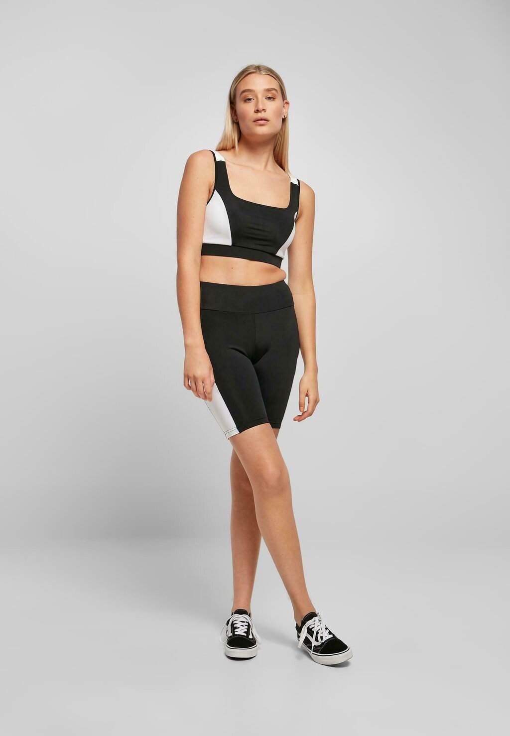 Удлиненный бюстгальтер Urban Classics, черный белый
Удлиненный бюстгальтер Urban Classics, черный белый