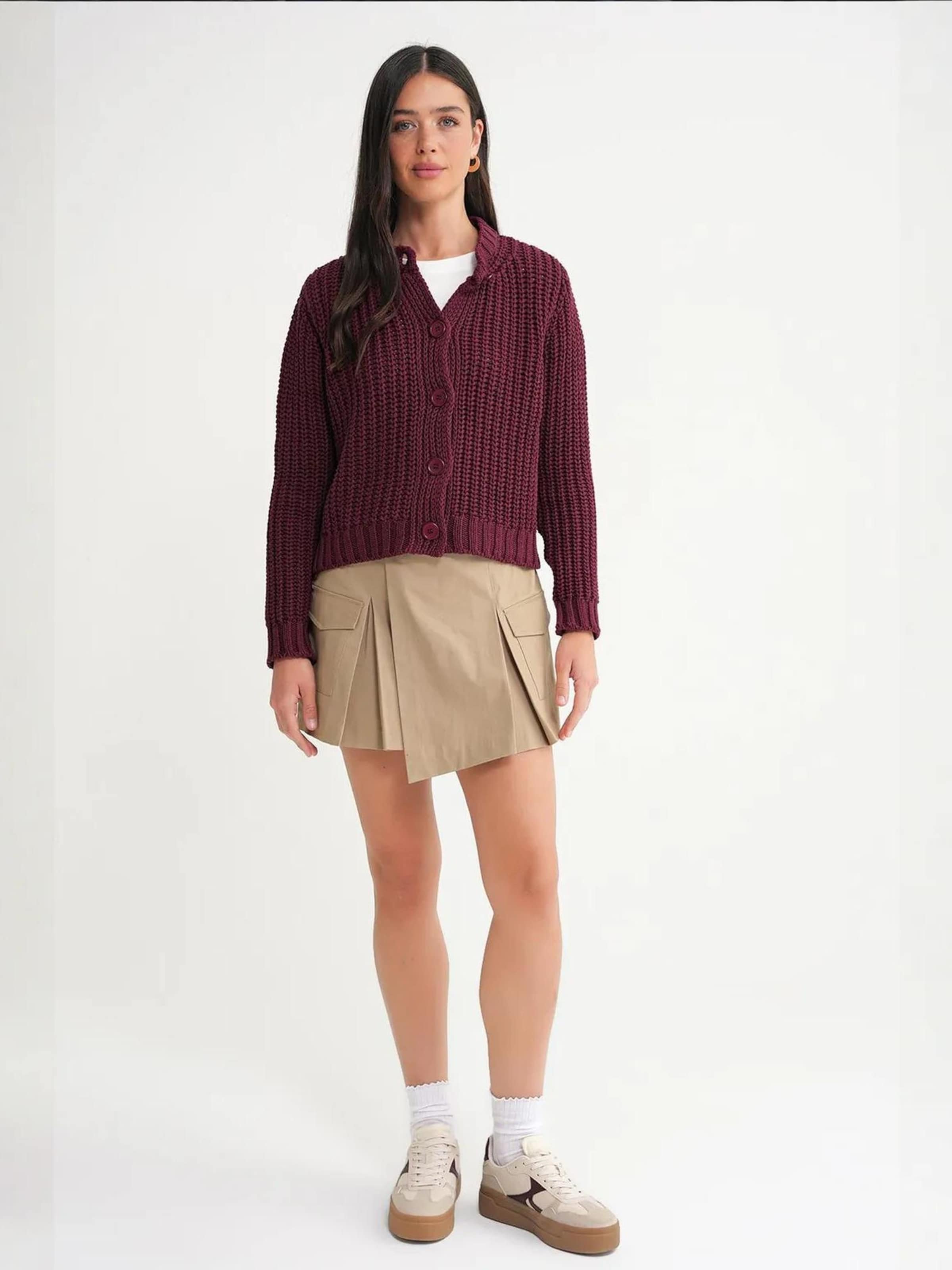 MixRay Кардиган вязаный в бордовом цвете
MixRay Кардиган вязаный в бордовом цвете