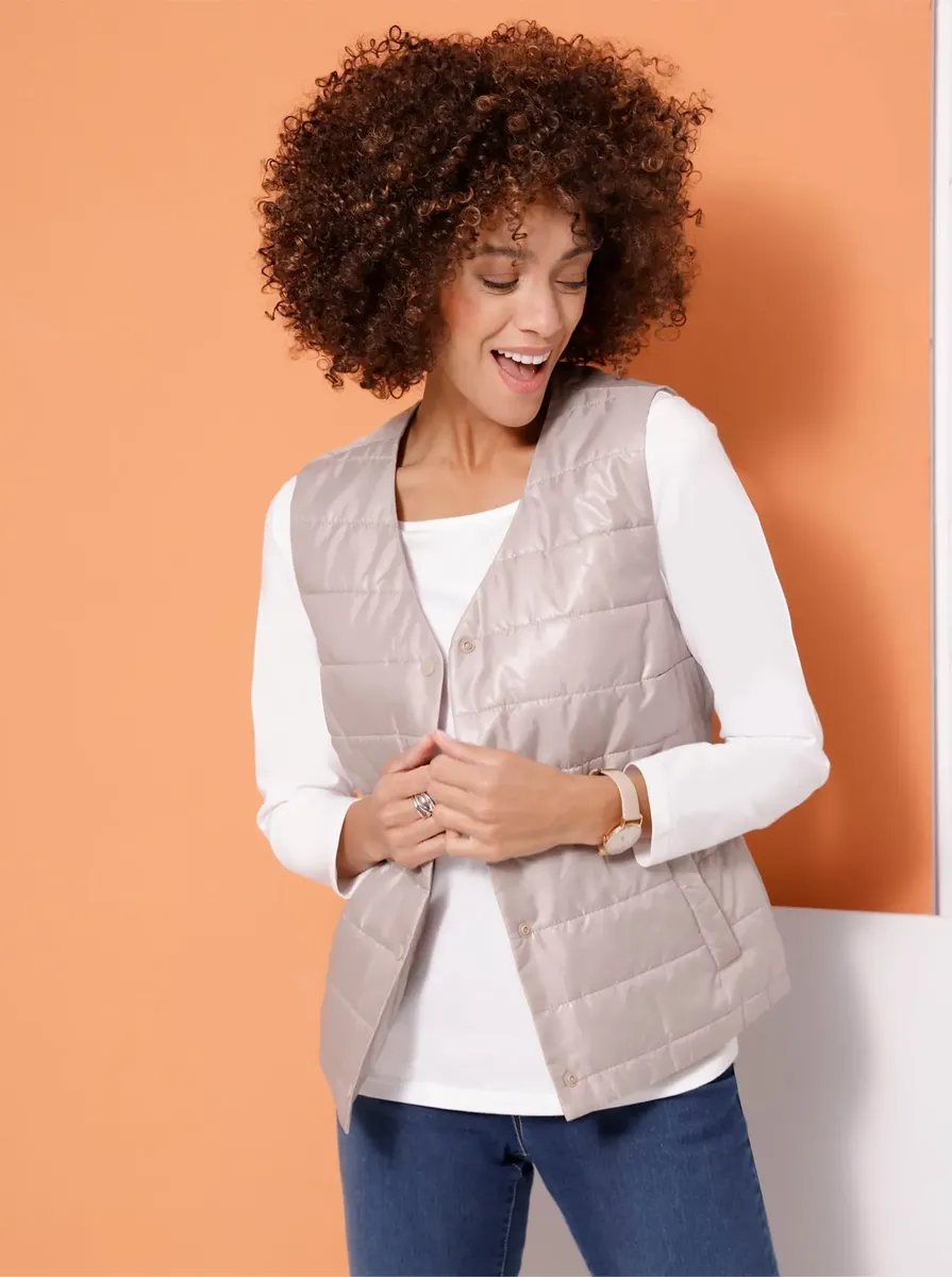 Стеганый жилет, цвет Sesam
Стеганый жилет, цвет Sesam