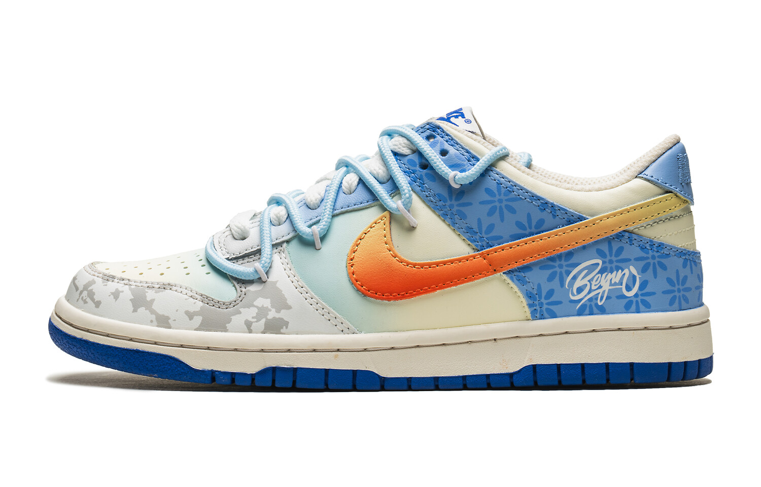 Кроссовки Nike Dunk Skateboarding Shoes Women's Low-top Orange, синий
Кроссовки Nike Dunk Skateboarding Shoes Women's Low-top Orange, синий