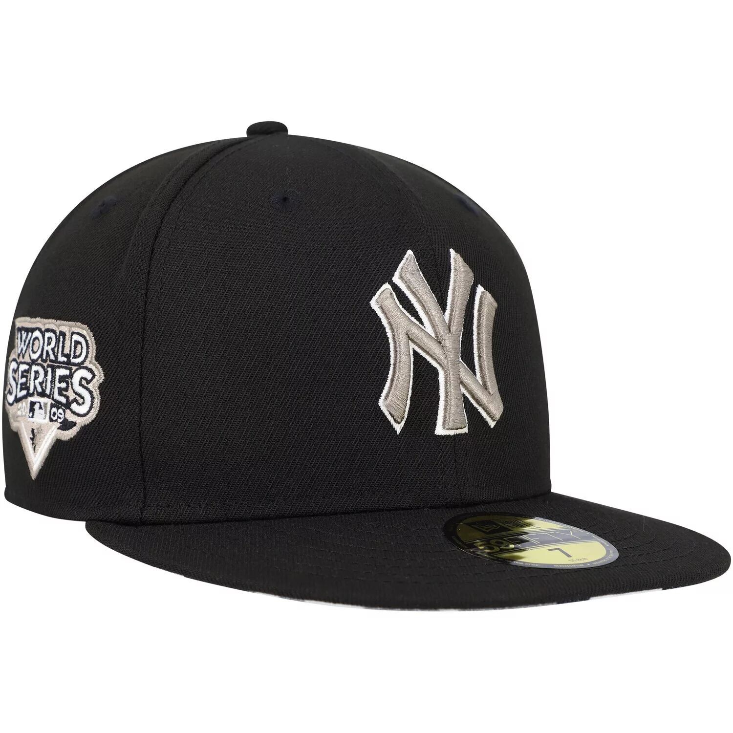 Мужская кепка New Era Black New York Yankees Chrome с камуфляжным принтом 59FIFTY
Мужская кепка New Era Black New York Yankees Chrome с камуфляжным принтом 59FIFTY