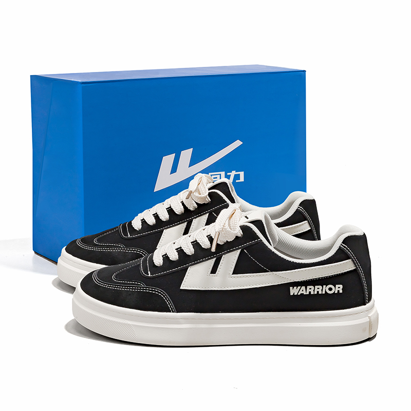 WARRIOR Низкие парусиновые туфли мужские, черно-бежевые
WARRIOR Низкие парусиновые туфли мужские, черно-бежевые