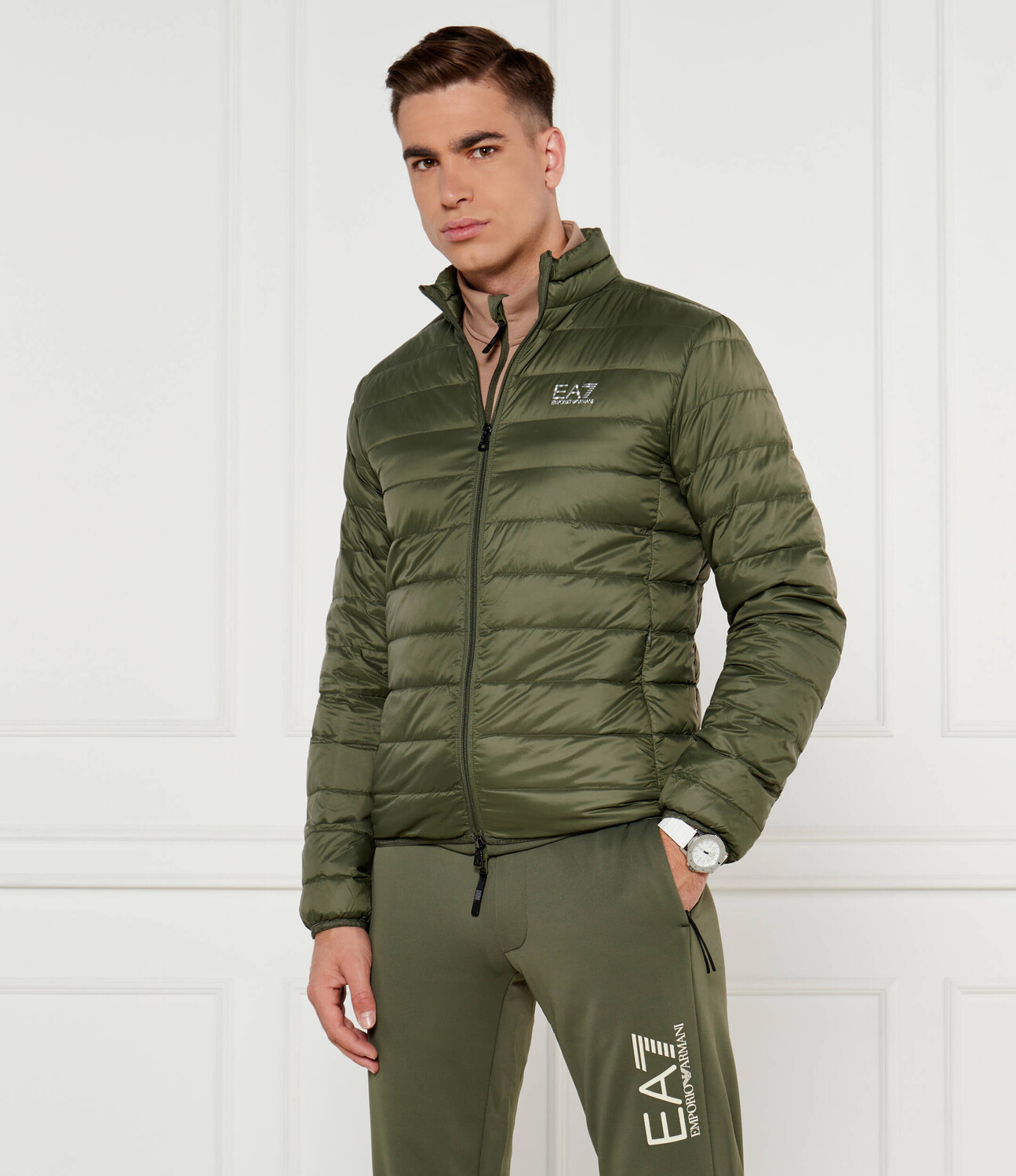 Куртка EA7 Regular Fit, цвет cachi
Куртка EA7 Regular Fit, цвет cachi