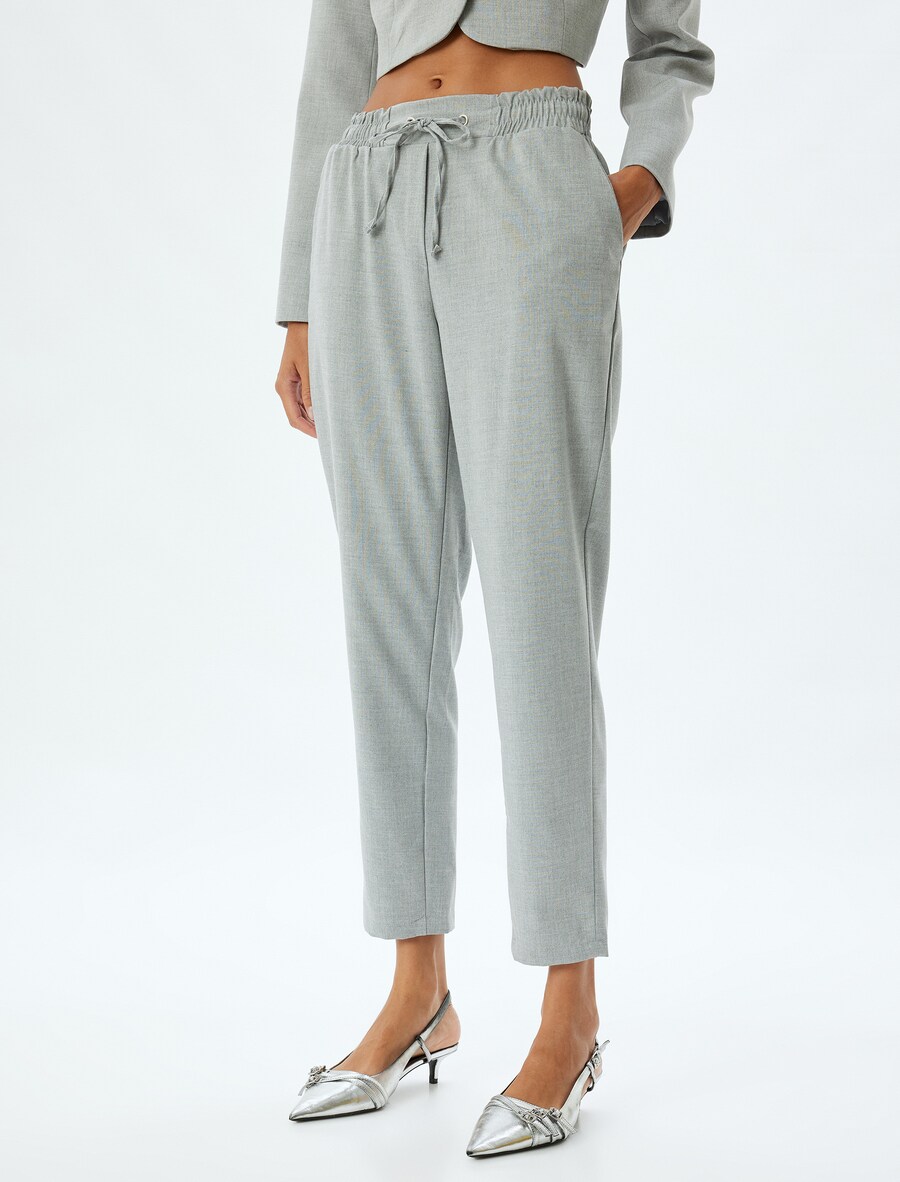 Обычные брюки Koton, серый
Обычные брюки Koton, серый