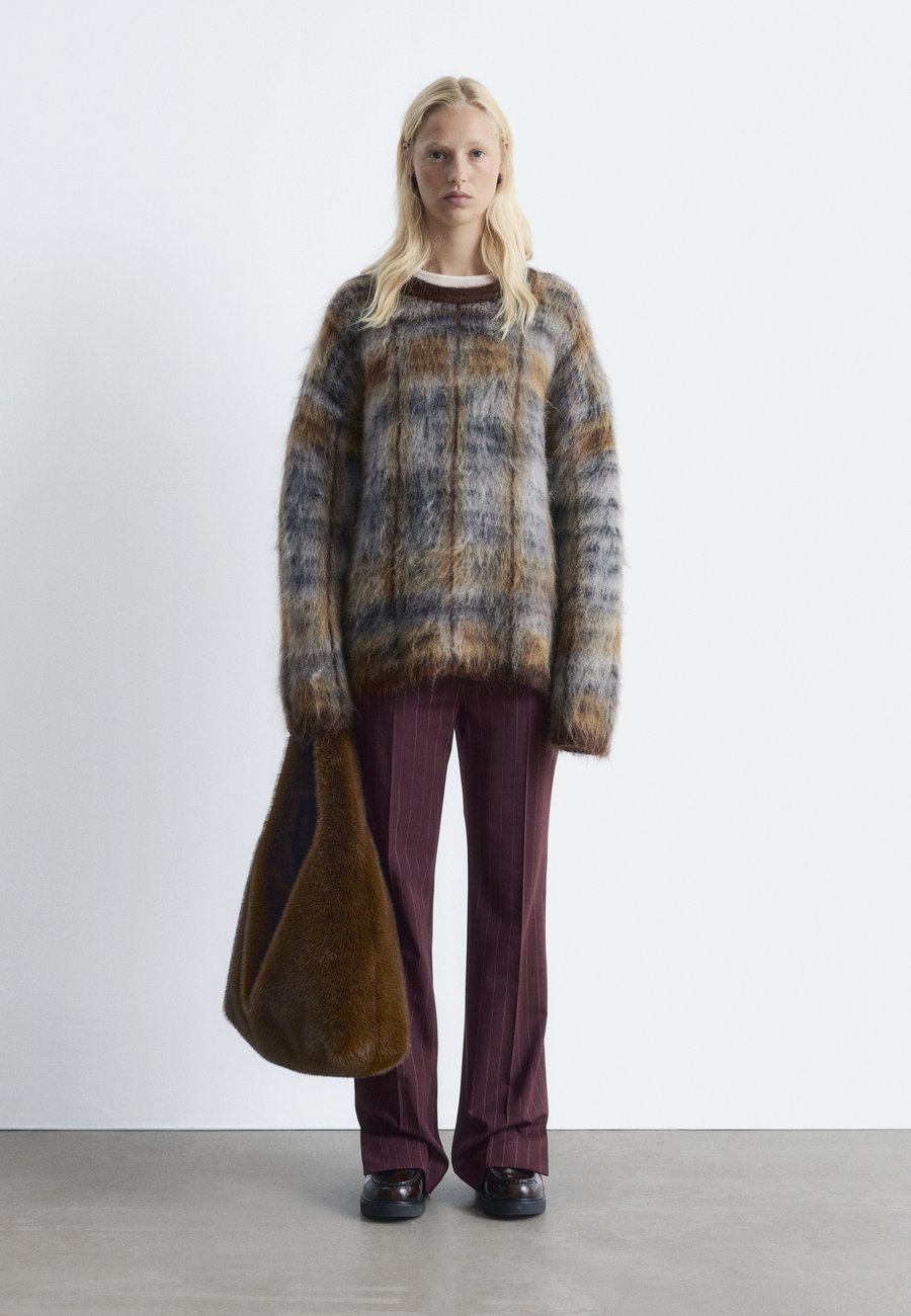 Брюки & other stories PRESS-CREASE , Burgundy/Bordeaux
Брюки & other stories PRESS-CREASE , Burgundy/Bordeaux