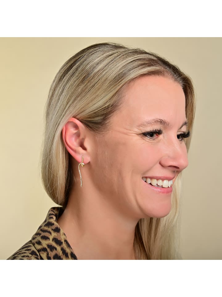 Adeliás Женские серьги - серьги-гвоздики из серебра 925 пробы с кубическим цирконием в золотой оправе
Adeliás Женские серьги - серьги-гвоздики из серебра 925 пробы с кубическим цирконием в золотой оправе