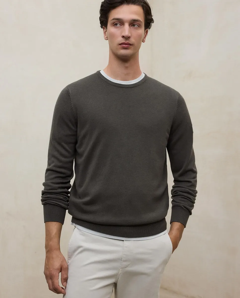 Мужской тонкий трикотажный свитер с круглым вырезом Ecoalf, зеленый
Мужской тонкий трикотажный свитер с круглым вырезом Ecoalf, зеленый