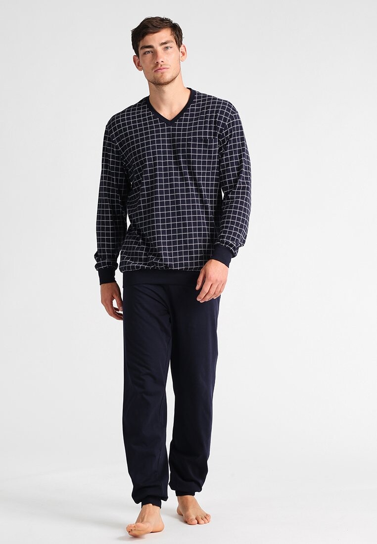 Комплект ночного белья SET Schiesser, цвет dunkelblau
Комплект ночного белья SET Schiesser, цвет dunkelblau