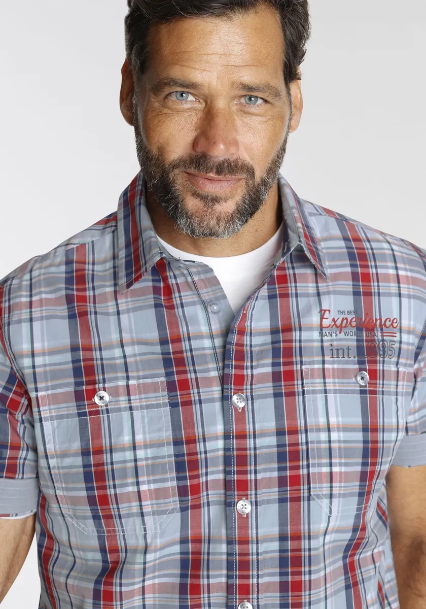 Рубашка Man's World с коротким рукавом и небольшим принтом на груди, цвет Rot-Blau-Weiss- Kariert
Рубашка Man's World с коротким рукавом и небольшим принтом на груди, цвет Rot-Blau-Weiss- Kariert