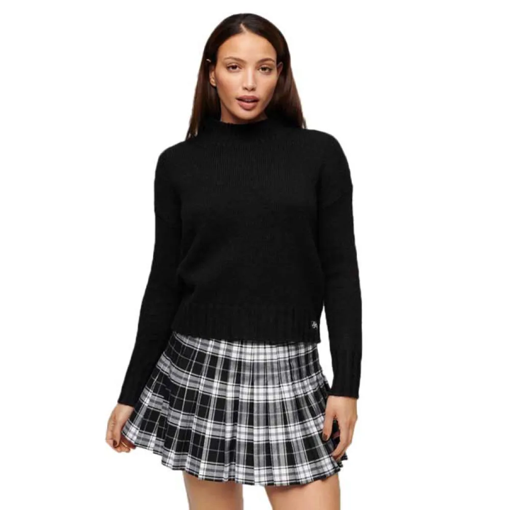 Свитер Superdry Essential, черный
Свитер Superdry Essential, черный