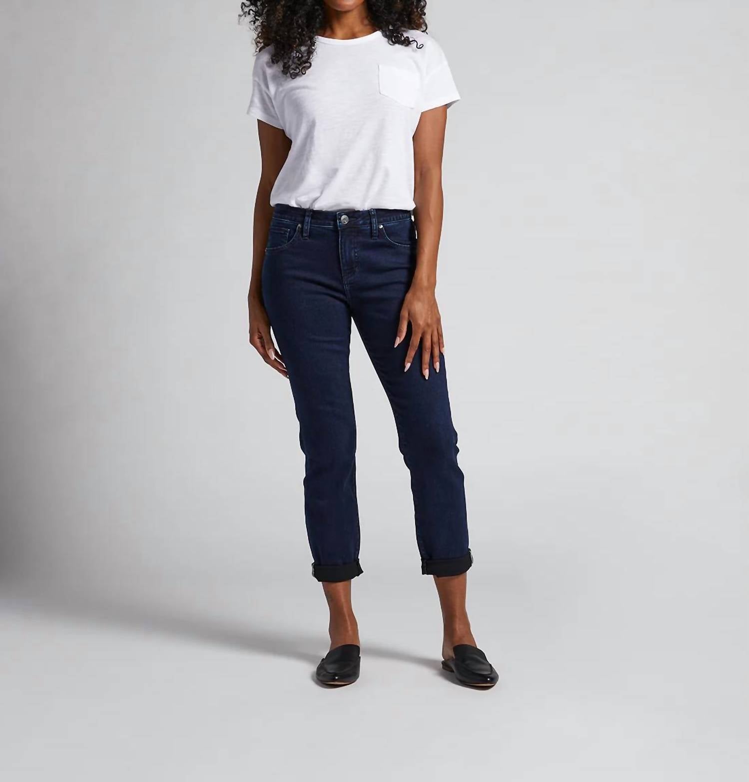 Джинсы Carter Girlfriend в цвете Midnight JAG, Midnight
Джинсы Carter Girlfriend в цвете Midnight JAG, Midnight