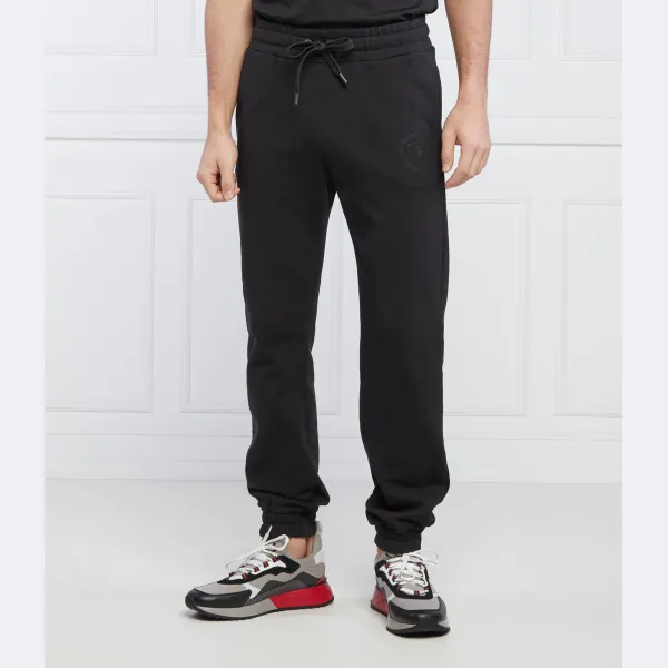 Спортивные брюки стандартного кроя Trussardi, черный
Спортивные брюки стандартного кроя Trussardi, черный