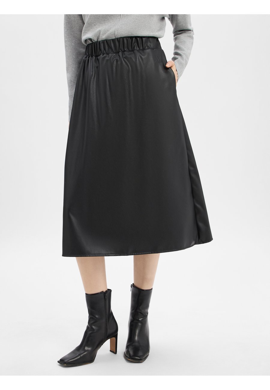 Юбка Armani Exchange A-line skirt, Schwarz/Black
Юбка Armani Exchange A-line skirt, Schwarz/Black