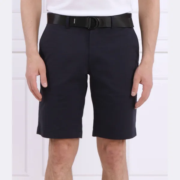 Современные шорты из твила приталенного кроя + ремень Calvin Klein, синий 
Современные шорты из твила приталенного кроя + ремень Calvin Klein, синий