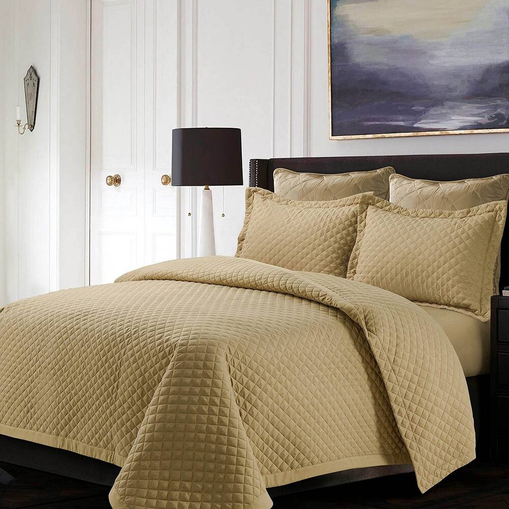 Комплект одеял Tribeca Living Brisbane большого размера с бриллиантами, цвет Cashmere
Комплект одеял Tribeca Living Brisbane большого размера с бриллиантами, цвет Cashmere