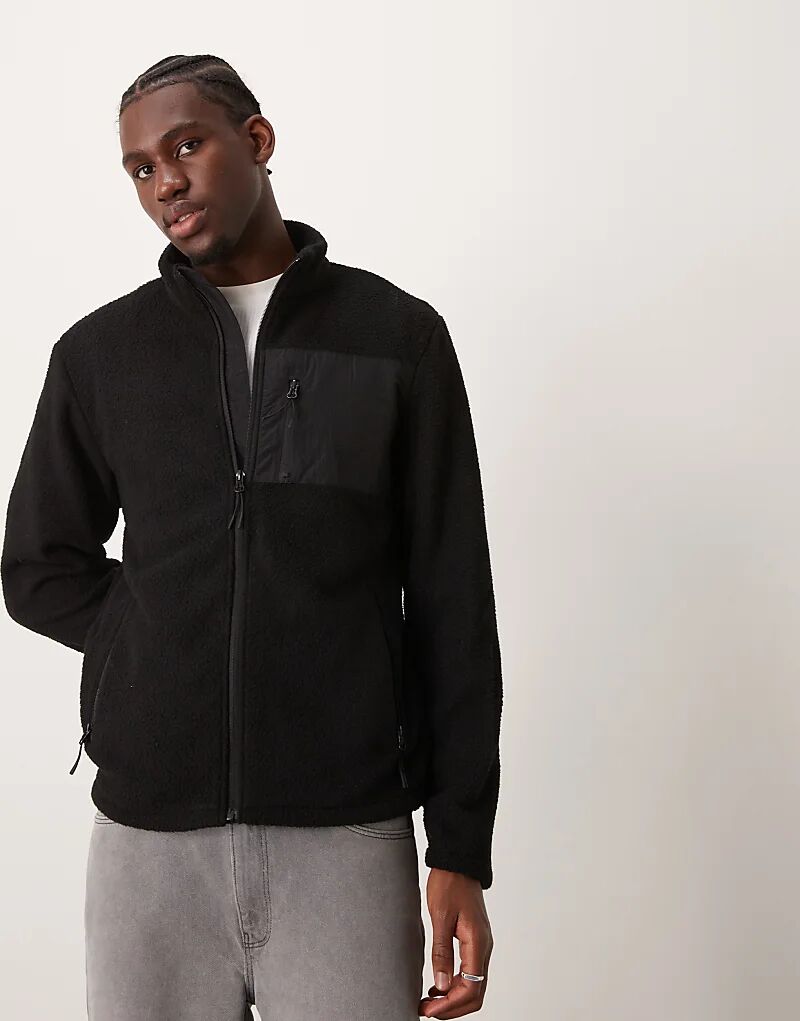 Флис черного цвета New Look
Флис черного цвета New Look