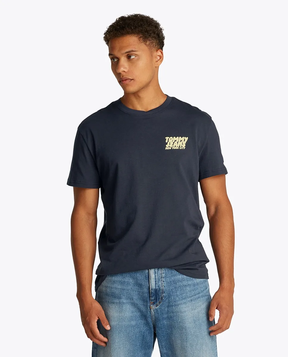 Мужская футболка с принтом на спине и классическим кроем Tommy Jeans, тёмно-синий
Мужская футболка с принтом на спине и классическим кроем Tommy Jeans, тёмно-синий