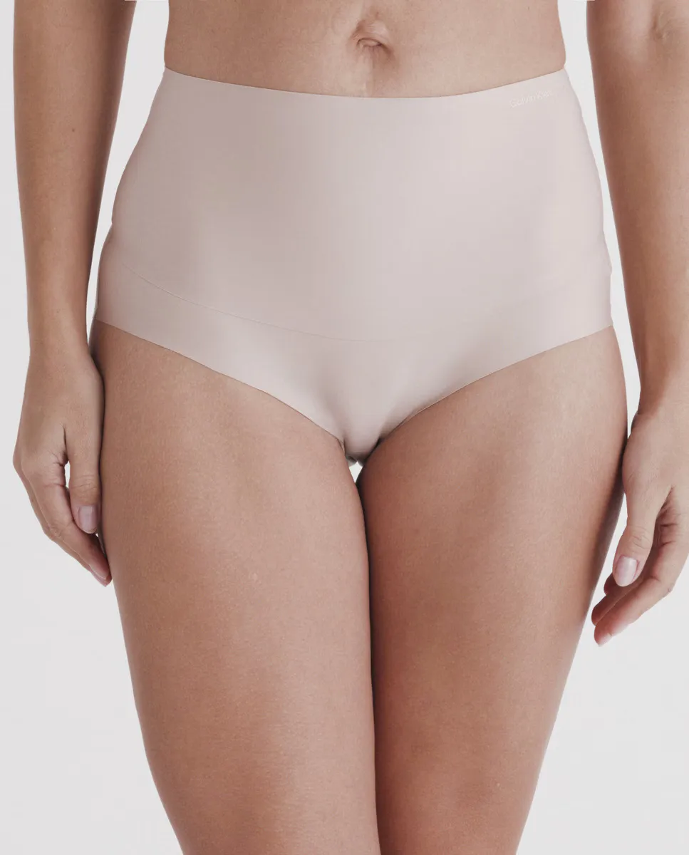 SEDOND SKIN SMOOTHING Трусы с высокой коррекцией Calvin Klein, бежевый
SEDOND SKIN SMOOTHING Трусы с высокой коррекцией Calvin Klein, бежевый
