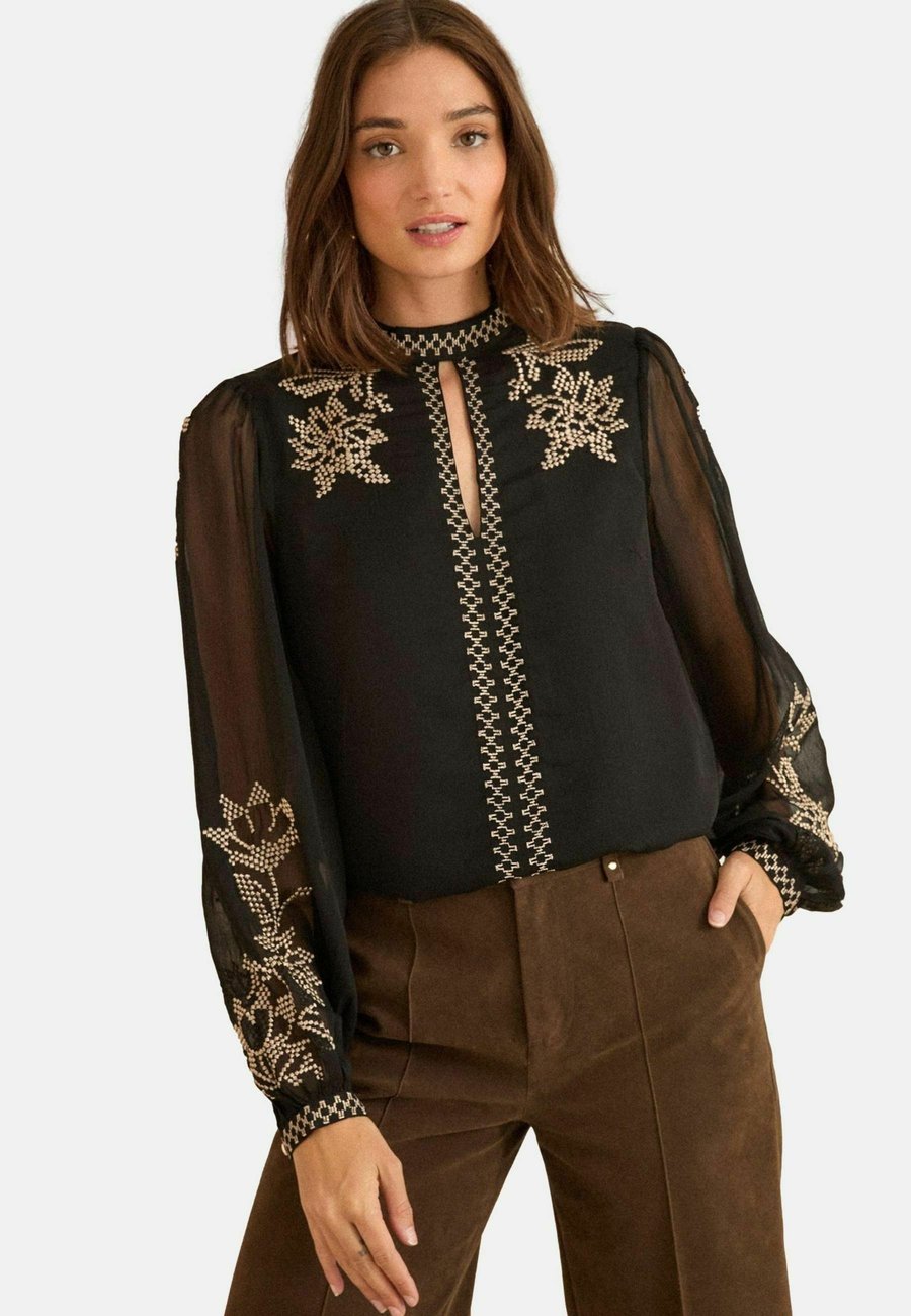 Блуза Love & Roses REGULAR FIT-HIGH NECK LONG SLEEVE, Black Gold Embroidery/Black
Блуза Love & Roses REGULAR FIT-HIGH NECK LONG SLEEVE, Black Gold Embroidery/Black