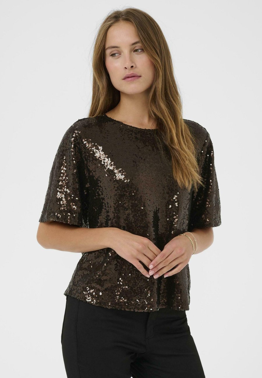 Блуза Kaffe SEQUIN , Black Coffee/Black
Блуза Kaffe SEQUIN , Black Coffee/Black