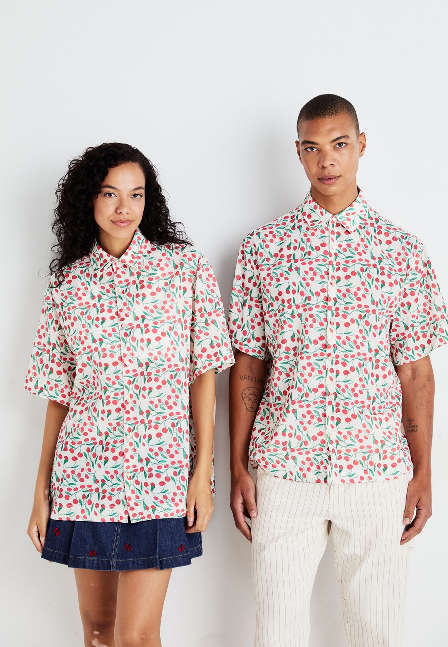 Блуза Sister Jane CERISE MINI UNISEX, Ivory/Off-White
Блуза Sister Jane CERISE MINI UNISEX, Ivory/Off-White