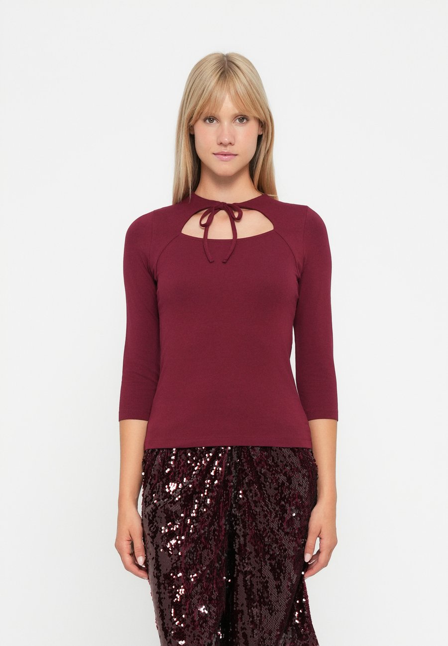 Топ JJXX JXGIGI OPEN, Cabernet/Dark Red
Топ JJXX JXGIGI OPEN, Cabernet/Dark Red