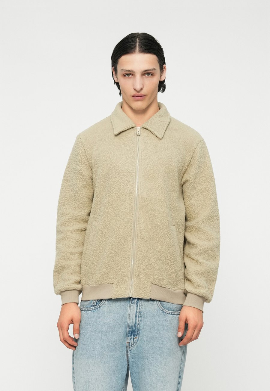 Джемпер Jack & Jones JORIBIZA FULL ZIP, Crockery/Beige
Джемпер Jack & Jones JORIBIZA FULL ZIP, Crockery/Beige