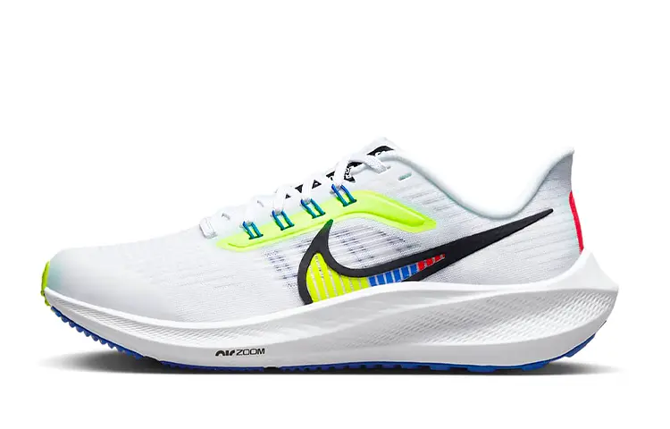 Женские беговые кроссовки Nike Air Zoom Pegasus 39
Женские беговые кроссовки Nike Air Zoom Pegasus 39