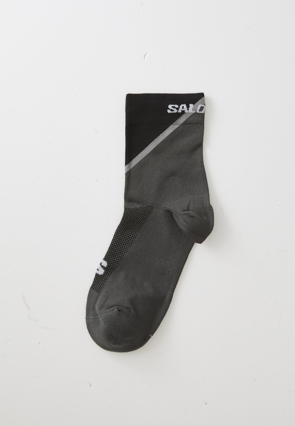 Спортивные носки PULSE ANKLE UNISEX Salomon, черный
Спортивные носки PULSE ANKLE UNISEX Salomon, черный