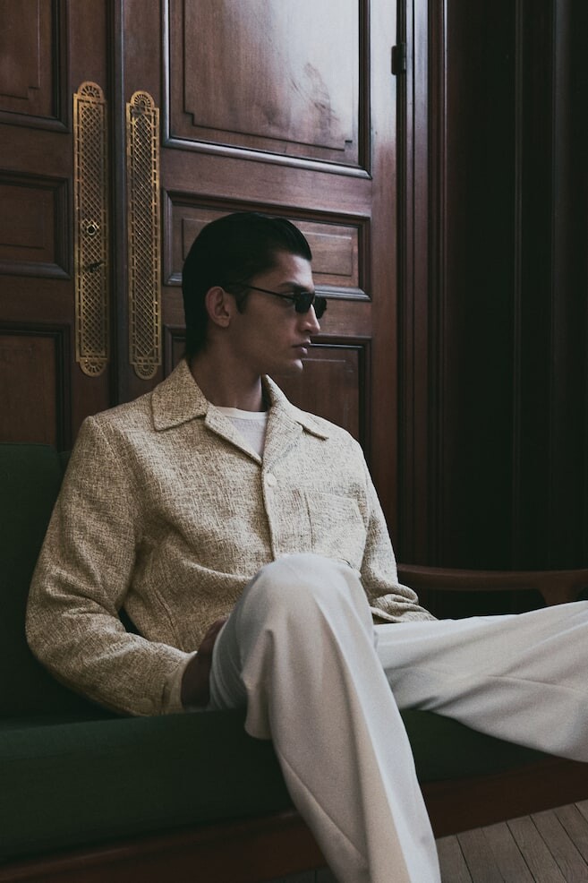 Куртка из структурированной ткани прямого кроя. H&M, бежевый
Куртка из структурированной ткани прямого кроя. H&M, бежевый