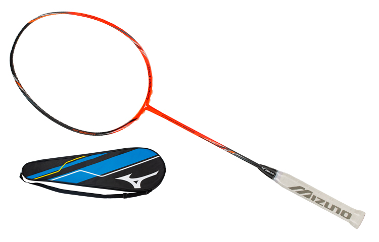 Mizuno Heavenly Blade Full Carbon бадминтонная ракетка Control Type All around Defense Advanced Level 4UG5 оранжевый черный
Mizuno Heavenly Blade Full Carbon бадминтонная ракетка Control Type All around Defense Advanced Level 4UG5 оранжевый черный