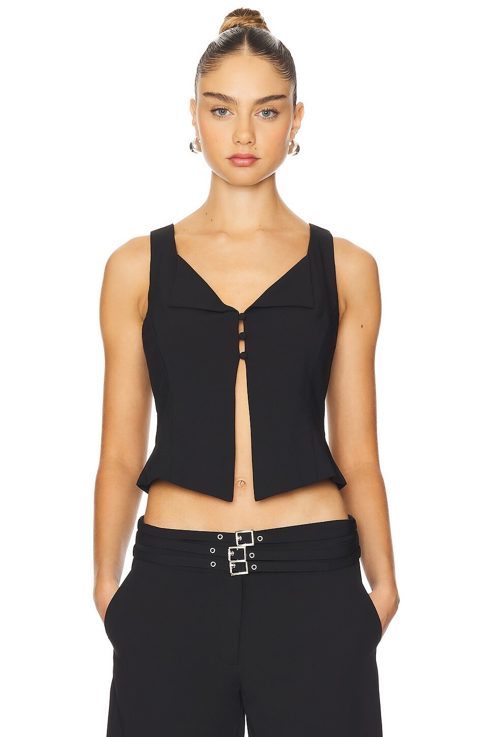 Жилет для закулисья Lioness, цвет onyx
Жилет для закулисья Lioness, цвет onyx