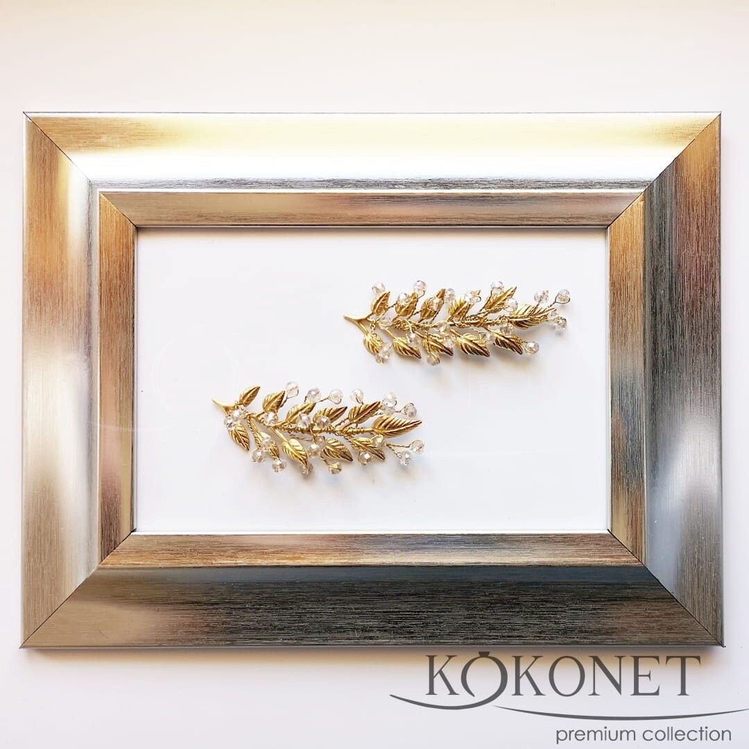 Золотые свадебные украшения FREYA Kokonet
Золотые свадебные украшения FREYA Kokonet