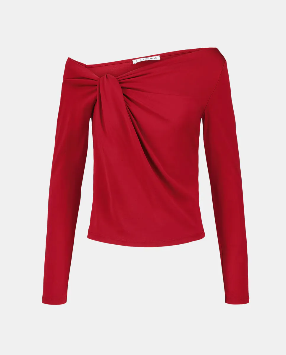 Женская футболка с длинными рукавами и асимметричным вырезом Easy Wear, цвет 610 Carmín
Женская футболка с длинными рукавами и асимметричным вырезом Easy Wear, цвет 610 Carmín