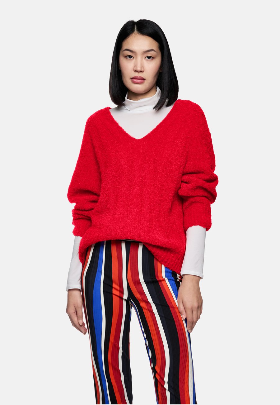 Джемпер Marc Cain Jumper, Cranberry/Red
Джемпер Marc Cain Jumper, Cranberry/Red