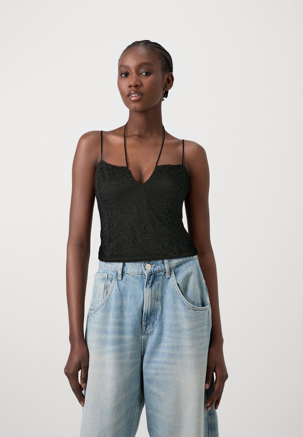 Топ Even&Odd, черный
Топ Even&Odd, черный