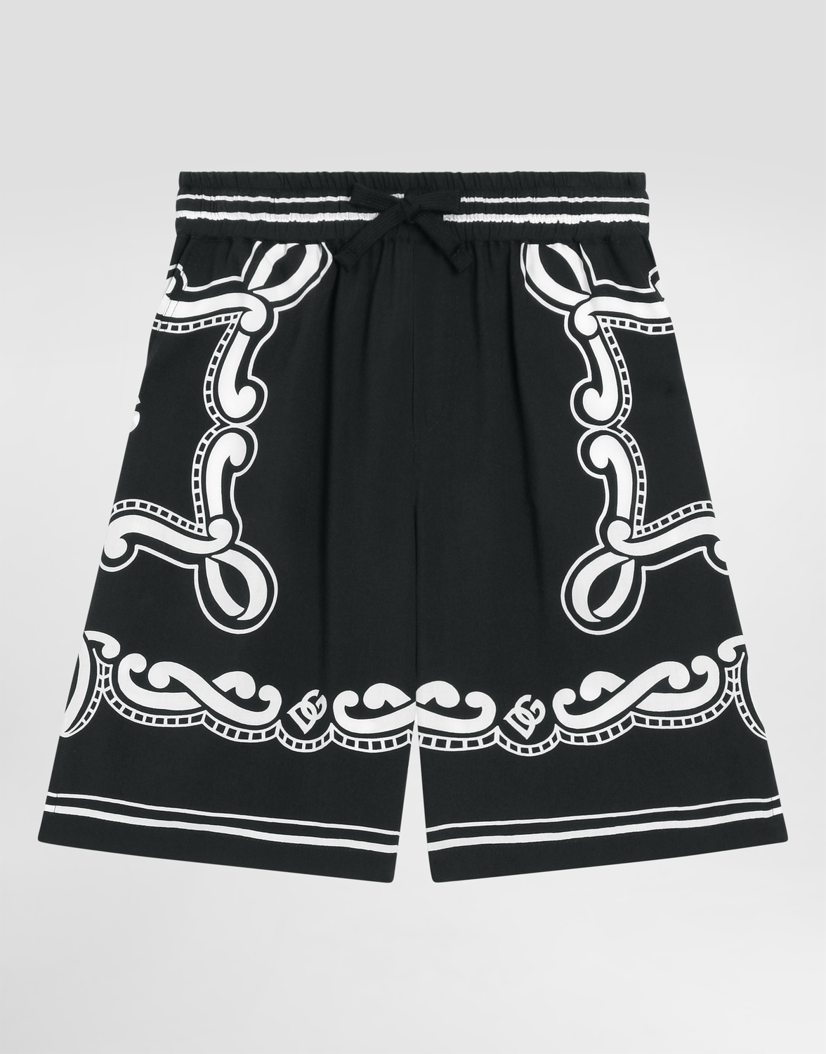 Шорты с батик-принтом в стиле банданы Dolce&Gabbana, мультиколор
Шорты с батик-принтом в стиле банданы Dolce&Gabbana, мультиколор