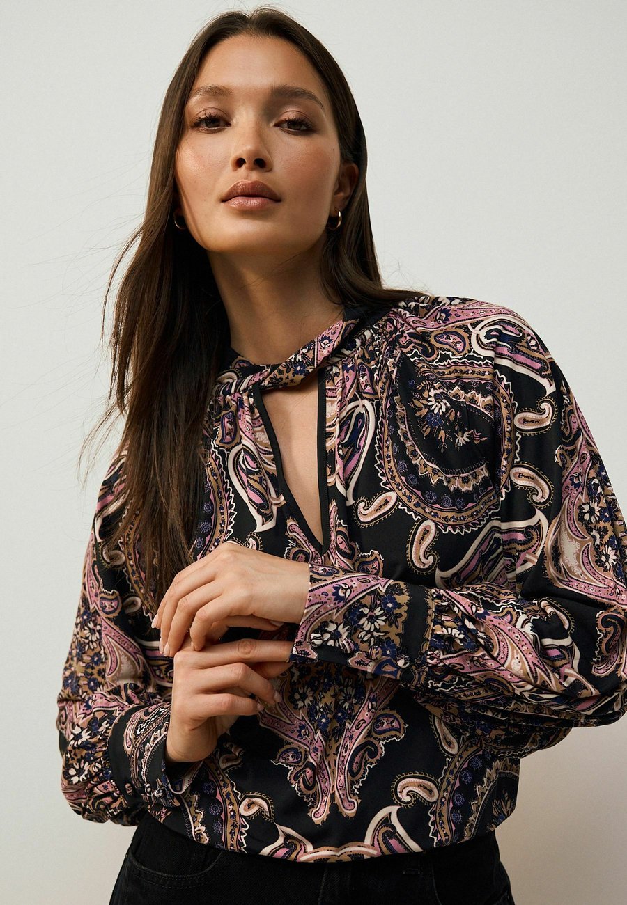 Блуза Next REGULAR FIT, Paisley Print/Black
Блуза Next REGULAR FIT, Paisley Print/Black